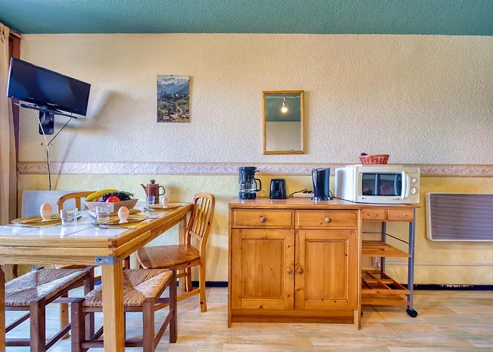 Soyouz Vanguard-103 By Interhome * Le Corbier